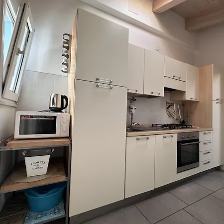 Delizioso Apt 2 Minuti Dal Mare Con Parcheggio