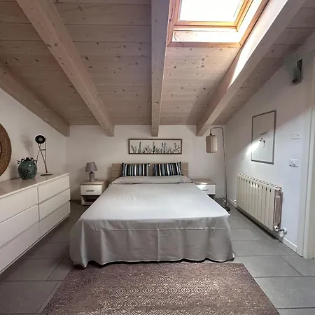 Delizioso Apt 2 Minuti Dal Mare Con Parcheggio Apartman