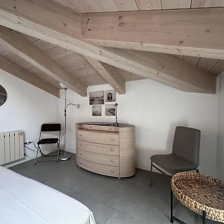 Delizioso Apt 2 Minuti Dal Mare Con Parcheggio Apartman